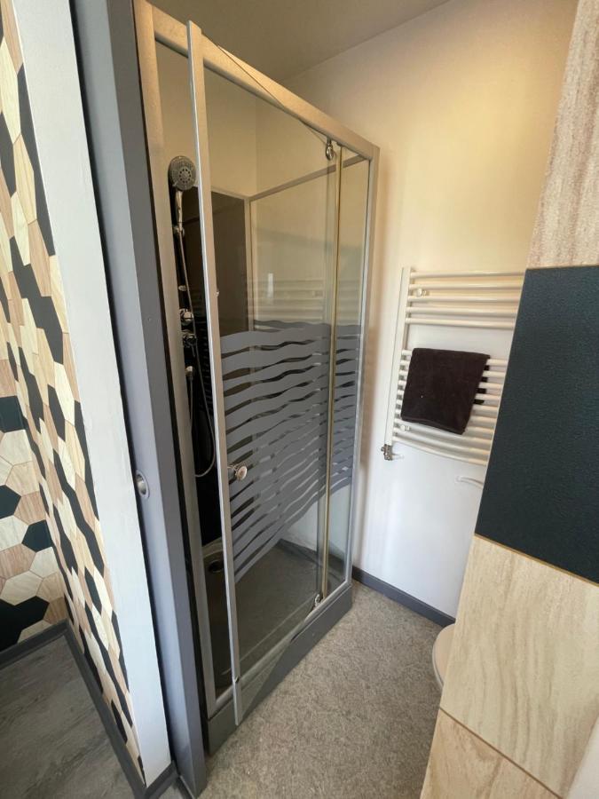 Studio Petit Plus Gaming ! Calais Exteriér fotografie